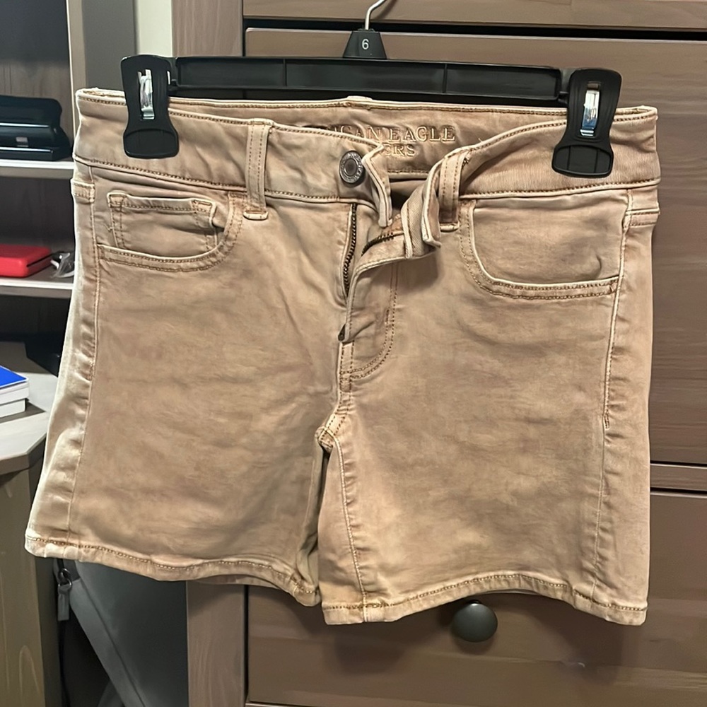 AE shorts size 4